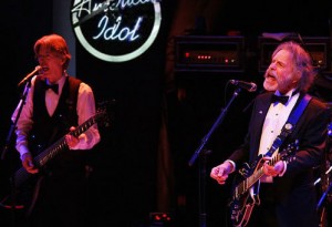 Phil Lesh and Bob Weir of The Dead tryout for American Idol