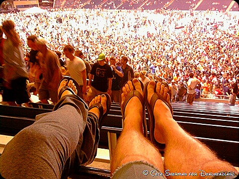 Rest them feet, more dancing ahead!