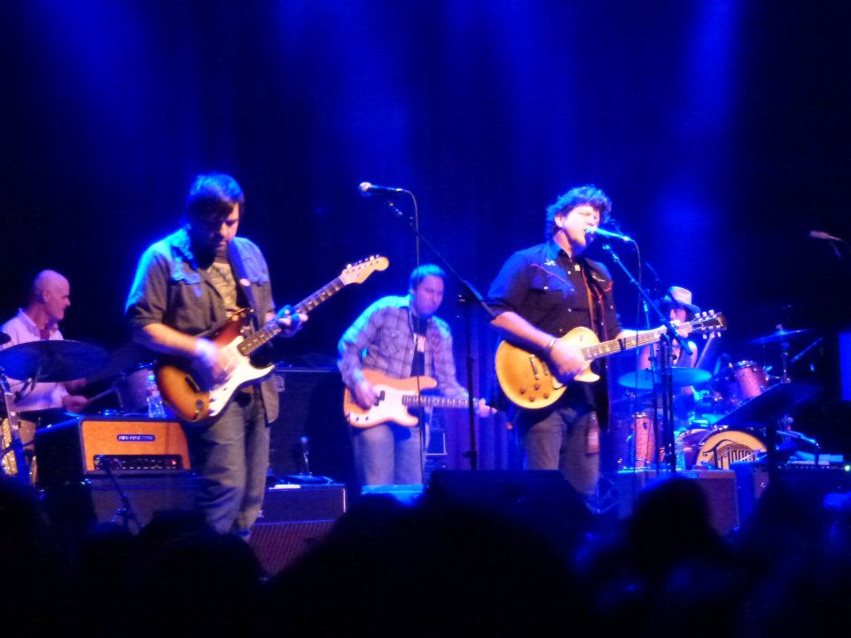 Nathan Dale and Jeremy Plog and Mark Karan with Jackie Greene on his 31st birthday | photo (♥) John Collins and Cathy Bille Nathan Dale and Jeremy Plog and Mark Karan with Jackie Greene on his 31st birthday | photo (♥) John Collins and Cathy Bille