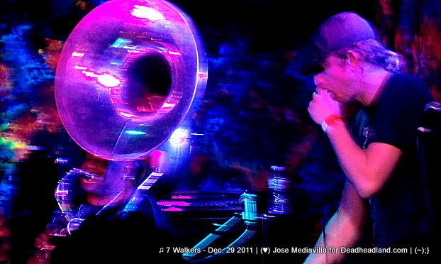 Kirk Joseph and Matt Hubard - ♫ 7 Walkers - Dec. 29 2011 | (♥) Jose Mediavilla for Deadheadland.com | (~);}